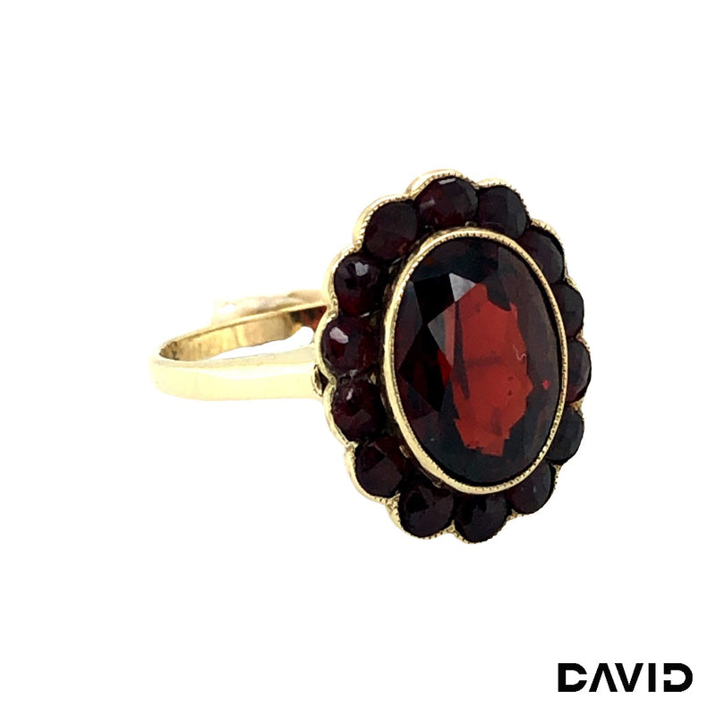 Ring Granat Gold 8k